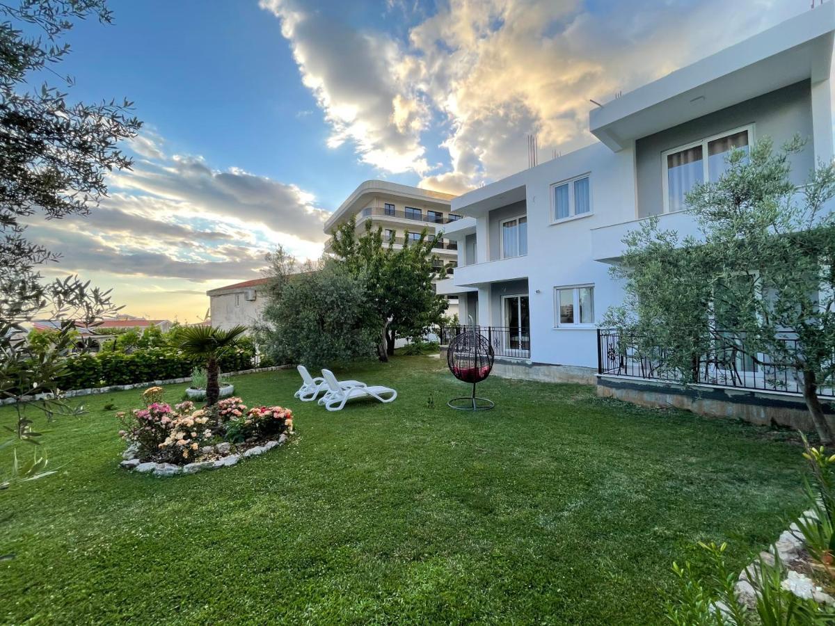 Sea Garden Apartments Dobra Voda Exterior photo